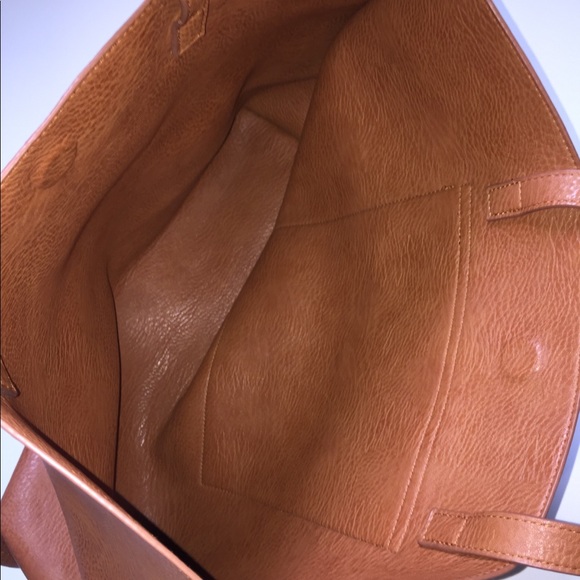 Huge Tan Tote - Picture 3 of 4